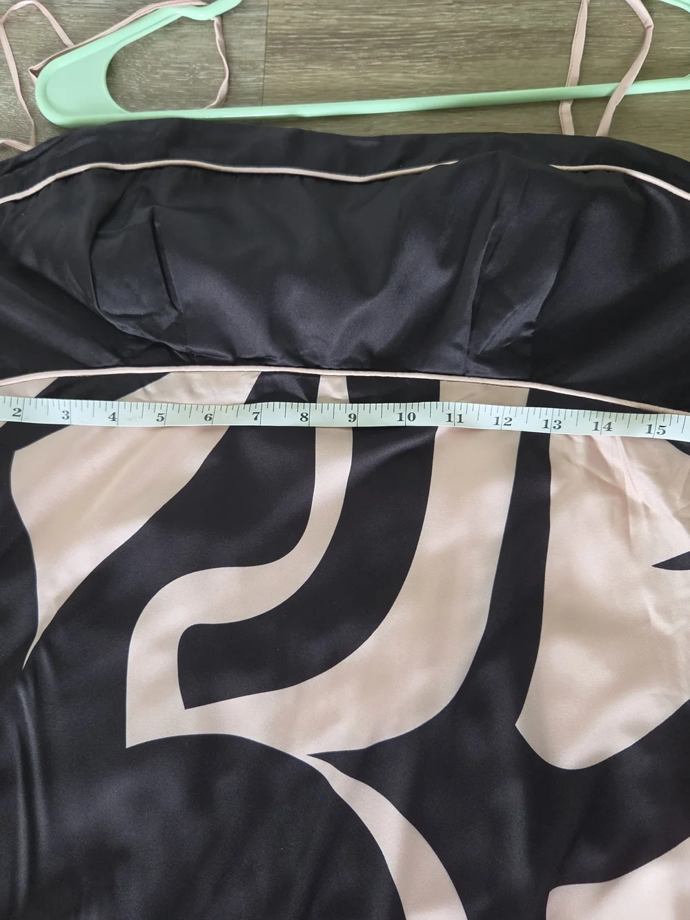 Petal & Pup Dress Size 14 New Satin Midi Side Zip Pink Black Abstract Print - Picture 14 of 14